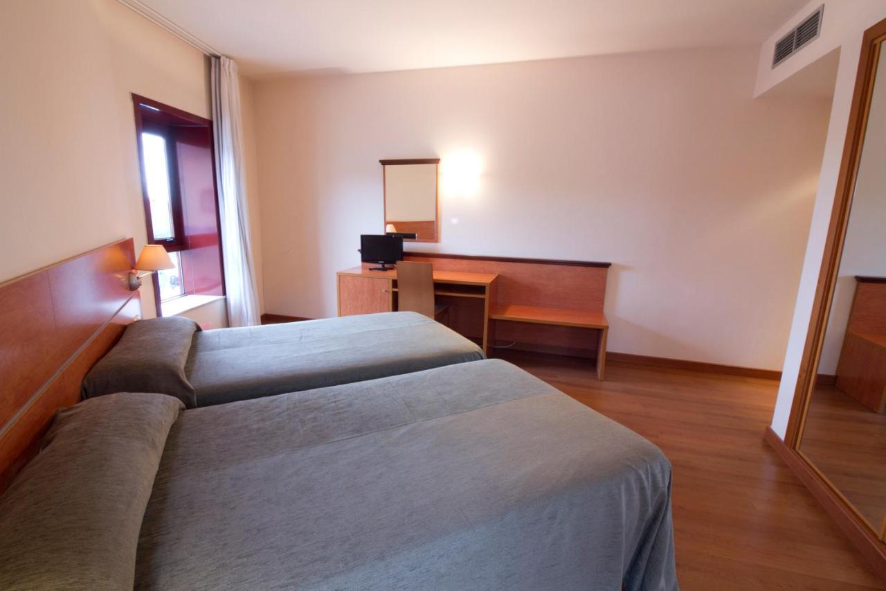 Hotel Torques Bergondo 外观 照片