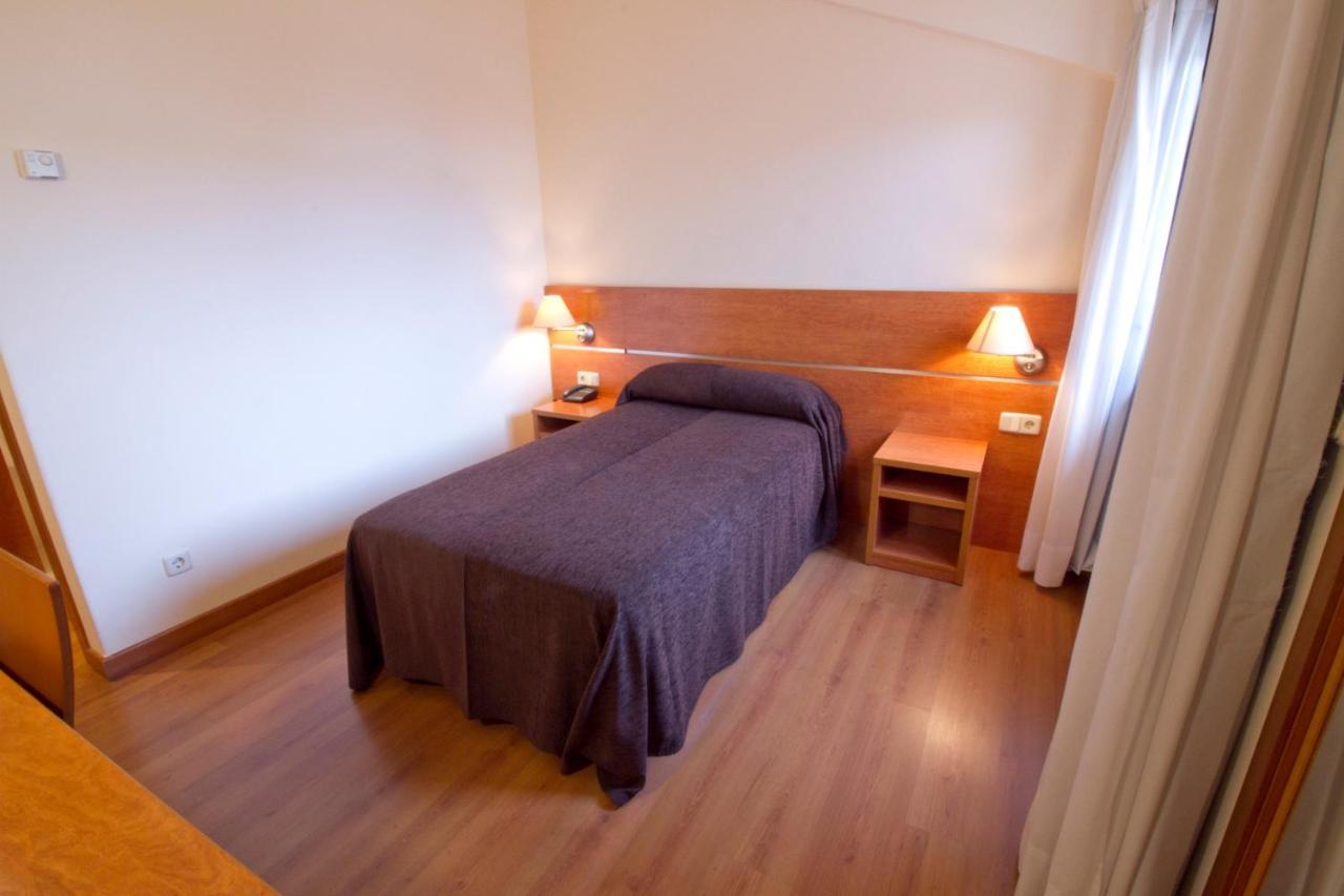 Hotel Torques Bergondo 外观 照片